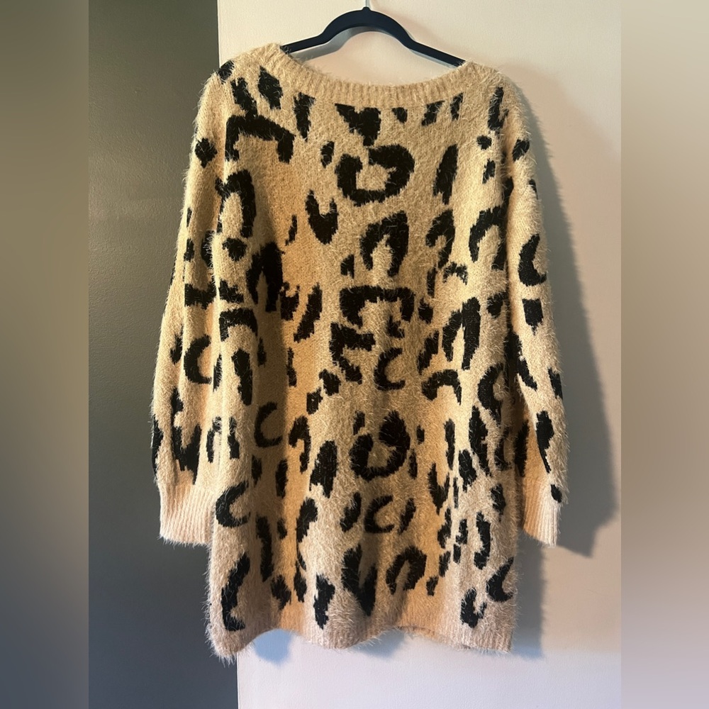 LuLu’s leopard sweater dress large